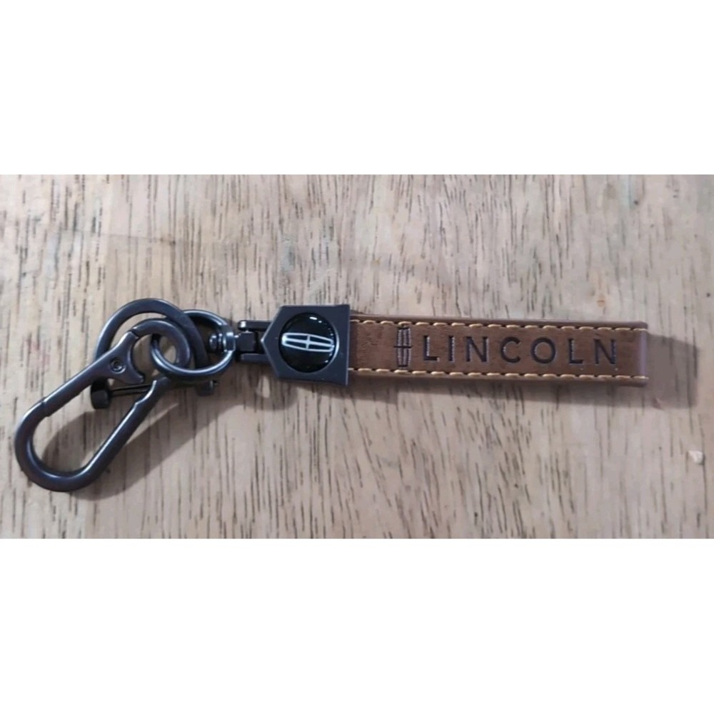 Brown Leather lincoln key chain‎ With Clip